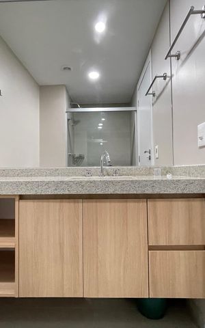Studio para alugar com 27m², 1 quarto e sem vaga Studio para alugar com 27m², 1 quarto e sem vagaBanheiro