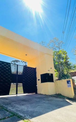 Casa de condomínio para alugar com 125m², 2 quartos e 2 vagasFachada 