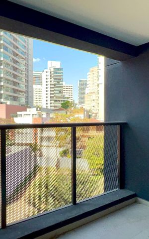 Studio à venda com 72m², 1 quarto e sem vaga Studio à venda com 72m², 1 quarto e sem vagaVaranda