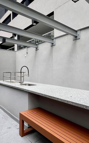 Studio à venda com 72m², 1 quarto e sem vaga Studio à venda com 72m², 1 quarto e sem vagaÁrea comum - Churrasqueira