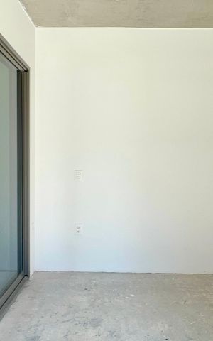 Studio à venda com 72m², 1 quarto e sem vaga Studio à venda com 72m², 1 quarto e sem vagaStudio