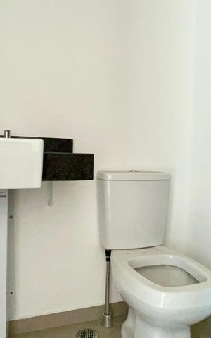 Studio à venda com 72m², 1 quarto e sem vaga Studio à venda com 72m², 1 quarto e sem vagaBanheiro