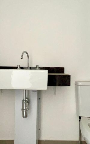 Studio à venda com 72m², 1 quarto e sem vaga Studio à venda com 72m², 1 quarto e sem vagaBanheiro