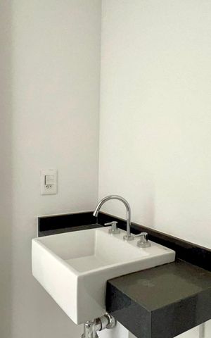 Studio à venda com 72m², 1 quarto e sem vaga Studio à venda com 72m², 1 quarto e sem vagaBanheiro