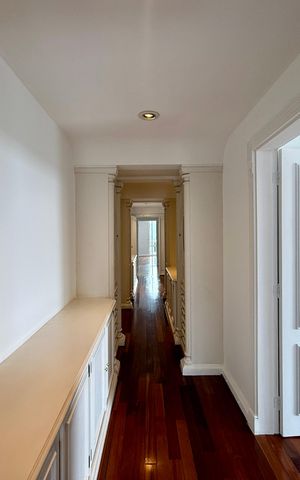 Apartamento à venda com 542m², 5 quartos e 4 vagas Apartamento à venda com 542m², 5 quartos e 4 vagas Corredor
