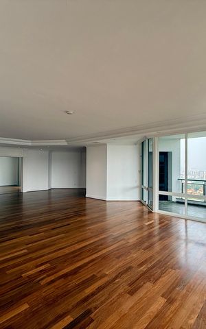 Apartamento à venda com 542m², 5 quartos e 4 vagas Apartamento à venda com 542m², 5 quartos e 4 vagasSala