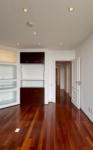 Apartamento à venda com 542m², 5 quartos e 4 vagas Apartamento à venda com 542m², 5 quartos e 4 vagasSuíte 5
