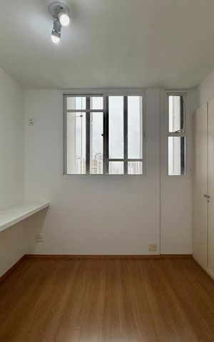 Apartamento à venda com 542m², 5 quartos e 4 vagas Apartamento à venda com 542m², 5 quartos e 4 vagasQuarto de serviço