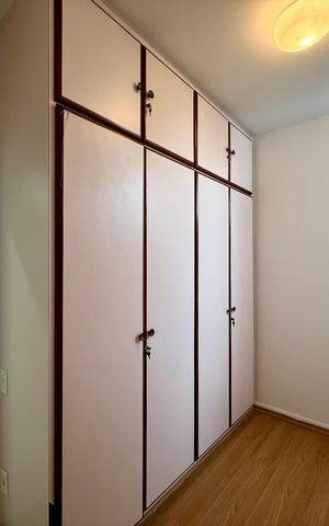 Apartamento à venda com 542m², 5 quartos e 4 vagas Apartamento à venda com 542m², 5 quartos e 4 vagasQuarto de serviço 2