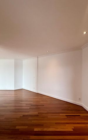 Apartamento à venda com 542m², 5 quartos e 4 vagas Apartamento à venda com 542m², 5 quartos e 4 vagasSala