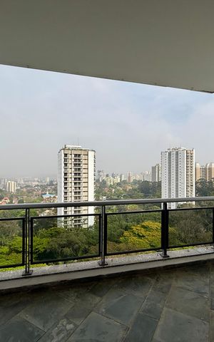 Apartamento à venda com 542m², 5 quartos e 4 vagas Apartamento à venda com 542m², 5 quartos e 4 vagasSacada Sala de Jantar