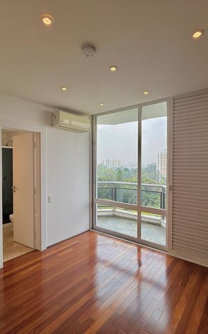 Apartamento à venda com 542m², 5 quartos e 4 vagas Apartamento à venda com 542m², 5 quartos e 4 vagasSuíte 5