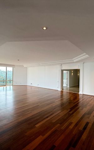 Apartamento à venda com 542m², 5 quartos e 4 vagas Apartamento à venda com 542m², 5 quartos e 4 vagasSala