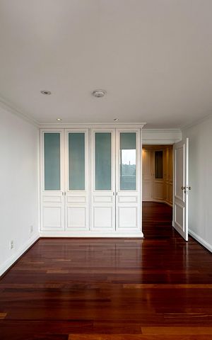 Apartamento à venda com 542m², 5 quartos e 4 vagas Apartamento à venda com 542m², 5 quartos e 4 vagasSuíte 4