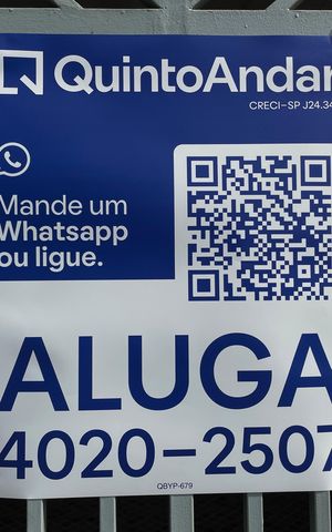 Casa para alugar com 300m², 3 quartos e 3 vagas Casa para alugar com 300m², 3 quartos e 3 vagasPlaca
