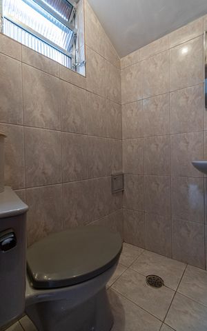 Casa para alugar com 300m², 3 quartos e 3 vagas Casa para alugar com 300m², 3 quartos e 3 vagasLavabo Externo