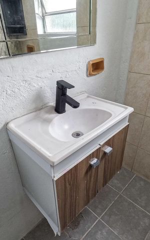 Casa para alugar com 30m², 1 quarto e sem vaga