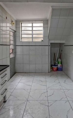 Casa para alugar com 60m², 2 quartos e sem vaga