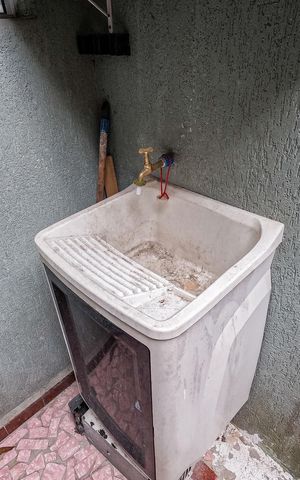 Casa para alugar com 60m², 2 quartos e sem vaga