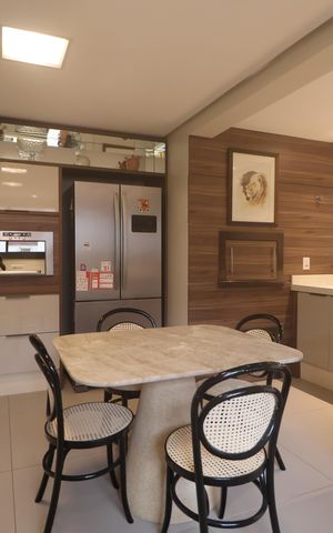 Apartamento para alugar com 167m², 3 quartos e 2 vagasCozinha - Armários