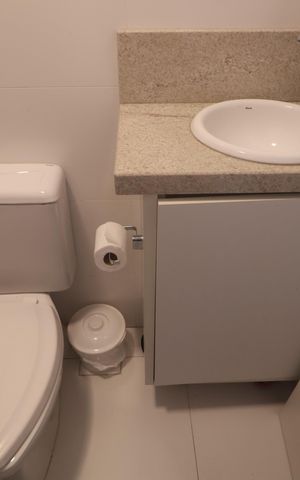 Apartamento para alugar com 167m², 3 quartos e 2 vagasBanheiro serviço