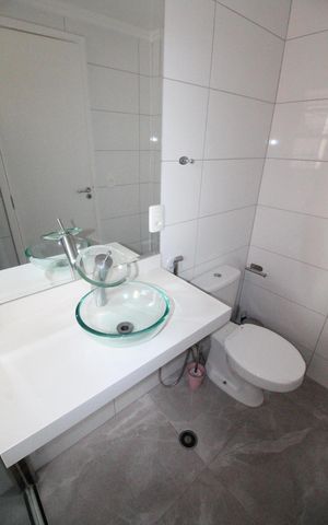 Apartamento para alugar com 75m², 2 quartos e 2 vagasBanheiro da Suíte