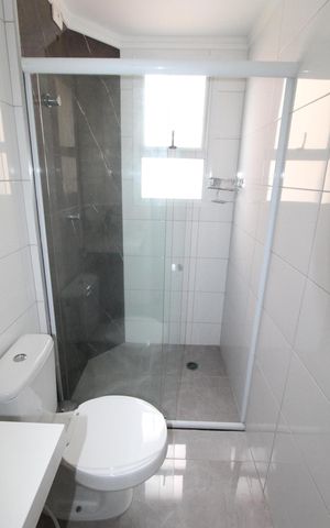 Apartamento para alugar com 75m², 2 quartos e 2 vagasBanheiro