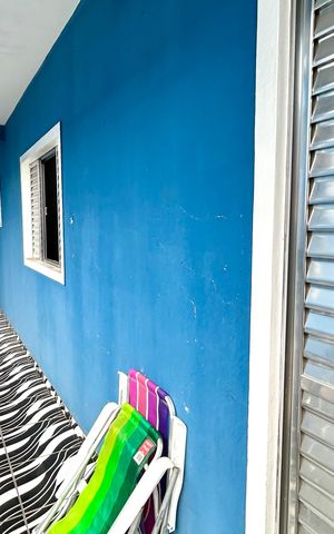 Casa para alugar com 90m², 2 quartos e 2 vagasSacada dos quartos 