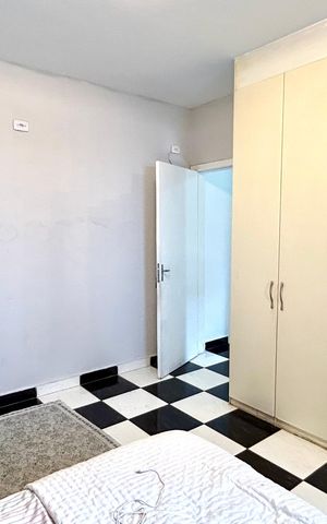 Casa para alugar com 90m², 2 quartos e 2 vagasQuarto Suíte