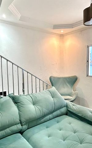 Casa para alugar com 90m², 2 quartos e 2 vagasSala