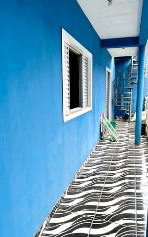 Casa para alugar com 90m², 2 quartos e 2 vagasSacada dos quartos 