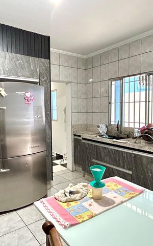 Casa para alugar com 90m², 2 quartos e 2 vagasCozinha