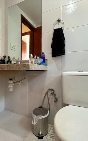 Apartamento para alugar com 75m², 2 quartos e 2 vagasBanheiro Corredor