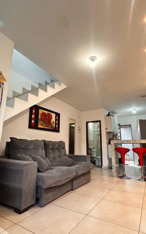 Casa de condomínio à venda com 70m², 3 quartos e 1 vaga