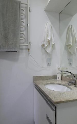 Apartamento à venda com 44m², 1 quarto e 1 vaga Apartamento à venda com 44m², 1 quarto e 1 vagaBanheiro