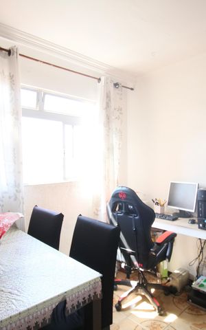 Apartamento à venda com 48m², 2 quartos e 1 vagaSala