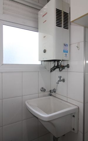Apartamento à venda com 58m², 3 quartos e 1 vagaÁrea de Serviço