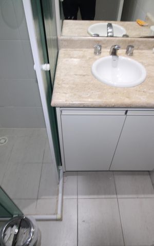 Apartamento à venda com 58m², 3 quartos e 1 vagaBanheiro 2