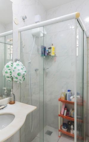 Casa para alugar com 230m², 4 quartos e sem vagaBanheiro Suíte