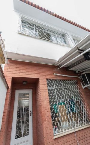 Casa para alugar com 230m², 4 quartos e sem vagaVaranda