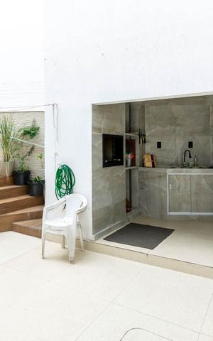 Casa para alugar com 230m², 4 quartos e sem vagaÁrea externa