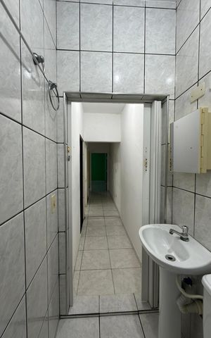 Casa à venda com 48m², 2 quartos e 1 vaga Casa à venda com 48m², 2 quartos e 1 vagaBanheiro Social