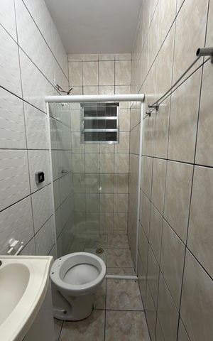 Casa à venda com 48m², 2 quartos e 1 vaga Casa à venda com 48m², 2 quartos e 1 vagaBanheiro Social 2