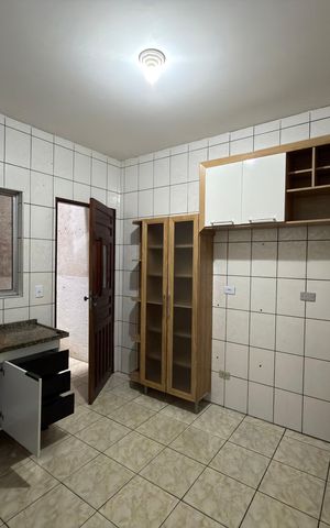 Casa à venda com 48m², 2 quartos e 1 vaga Casa à venda com 48m², 2 quartos e 1 vagaCozinha