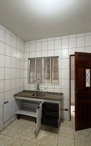 Casa à venda com 48m², 2 quartos e 1 vaga Casa à venda com 48m², 2 quartos e 1 vagaCozinha