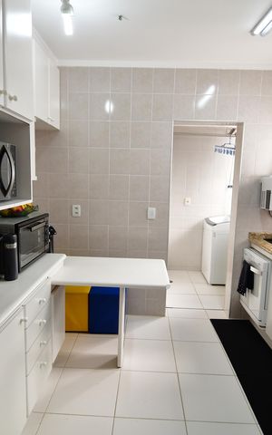 Apartamento à venda com 98m², 3 quartos e 2 vagasCozinha