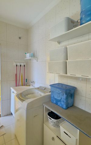 Casa para alugar com 290m², 3 quartos e 6 vagas Casa para alugar com 290m², 3 quartos e 6 vagasÁrea de Serviço