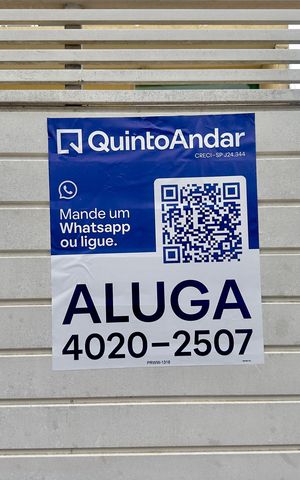 Casa para alugar com 290m², 3 quartos e 6 vagas Casa para alugar com 290m², 3 quartos e 6 vagasPlaca aproximada