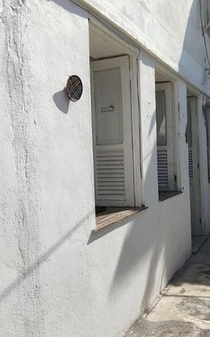 Casa à venda com 80m², 2 quartos e sem vaga Casa à venda com 80m², 2 quartos e sem vagaÁrea externa