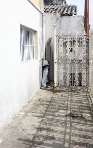 Casa à venda com 200m², 6 quartos e 3 vagasQuintal e garagem casa 2 e 3